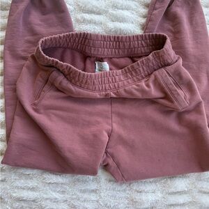 Offline by Aerie Jogger Sweatpants Rose /Mauve Sz Wmns Medium